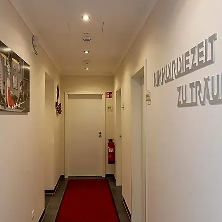Mey Hotel
